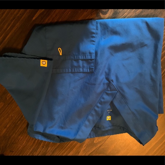 Wonderwink scrub set - Picture 2 of 4